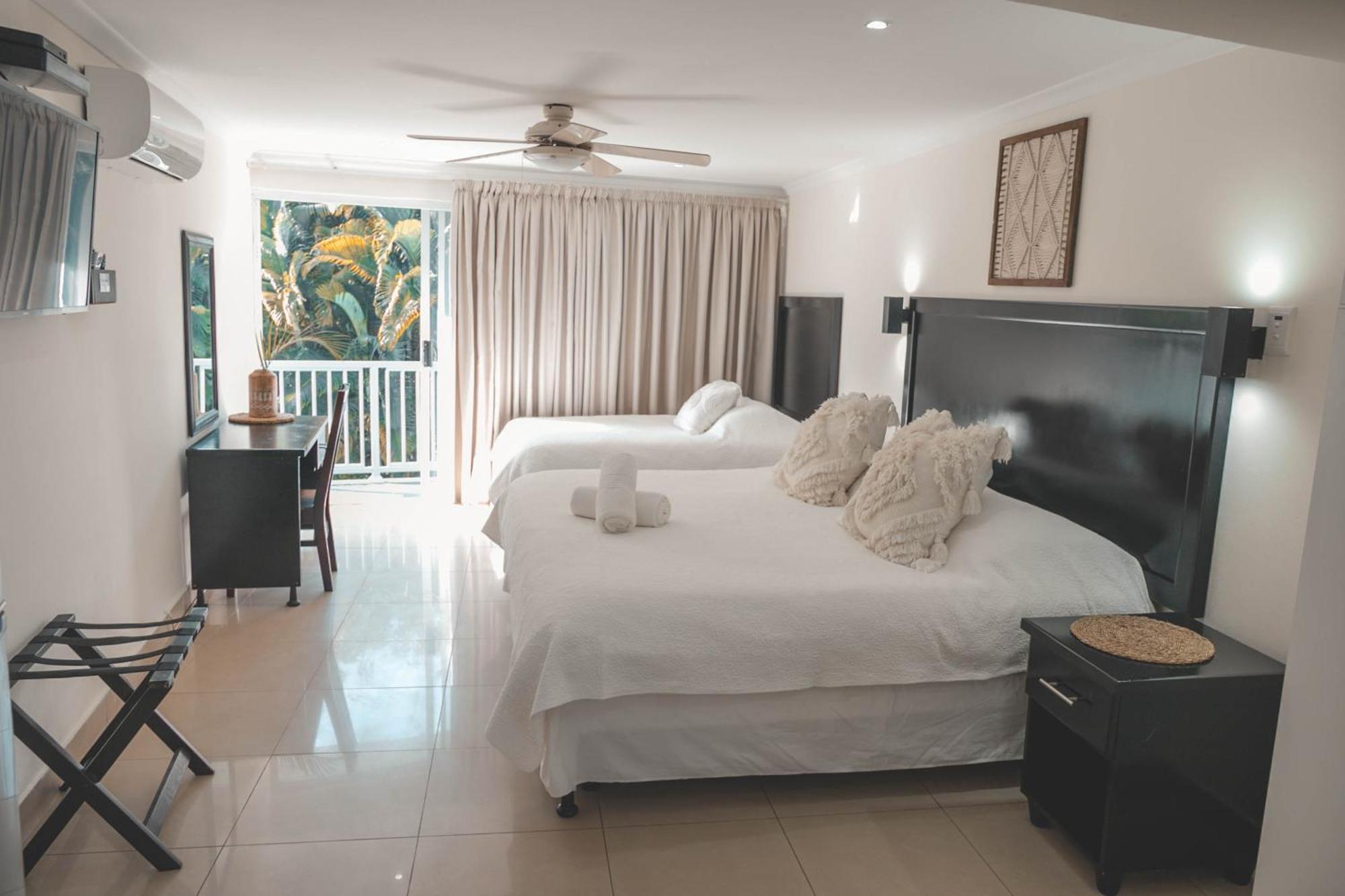 Beside Still Waters Boutique Hotel Durban Esterno foto