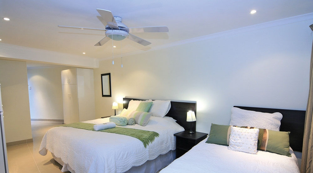 Beside Still Waters Boutique Hotel Durban Esterno foto